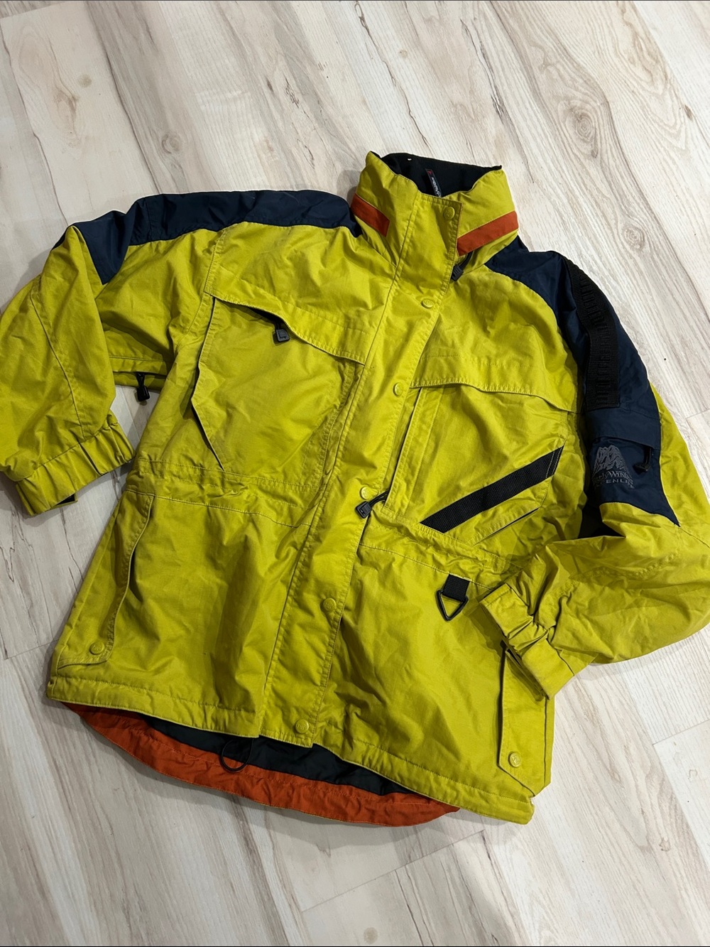 Early Winters Women’s Yellow/Green and Navy Waterproof Jacket